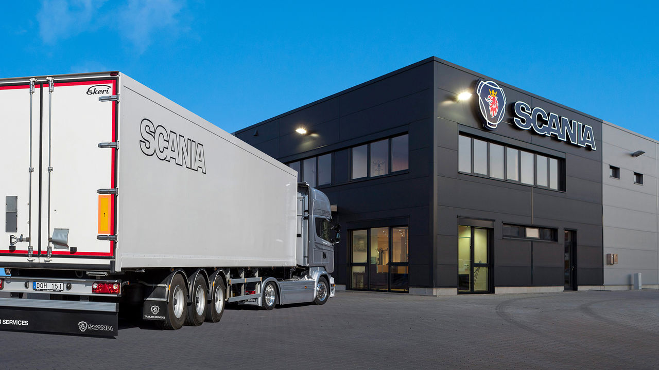 Scania dealer and workshop. Kassel, Germany Photo: Dan Boman